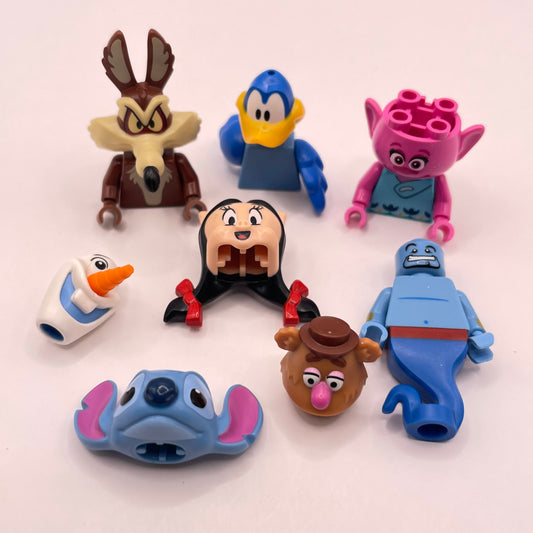LEGO Cartoon, Heads and Torsos, Mix and Match, Minifigure (8 Pieces)