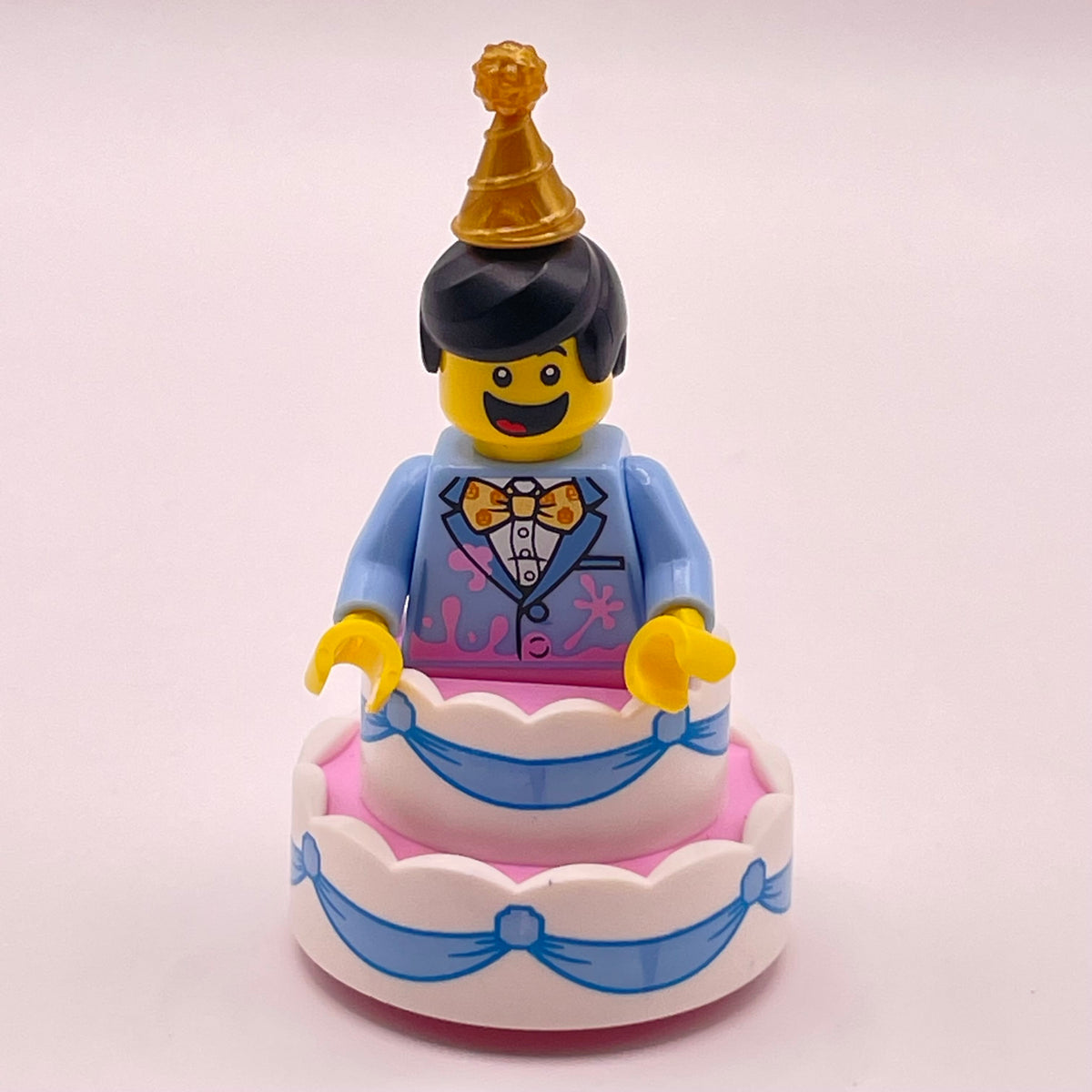LEGO Birthday Cake Guy, Collectible Series 18, Minifigure (col321)