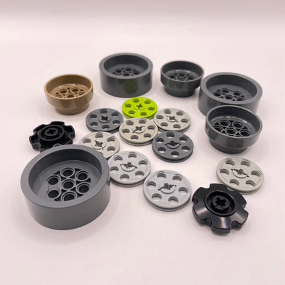 LEGO Round Technic, Mixed Colours, 17 Pieces