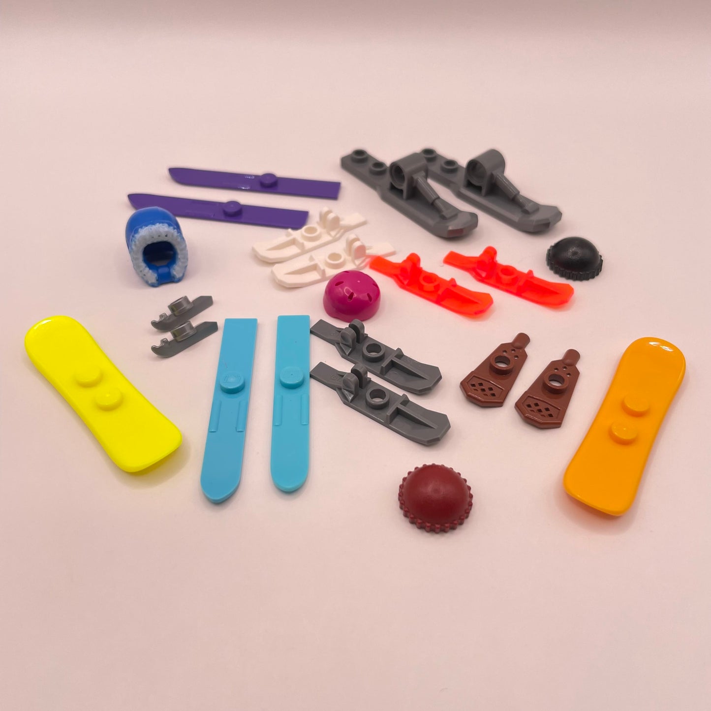 LEGO Winter Sports Gear, City, Accessories (22 Pieces)