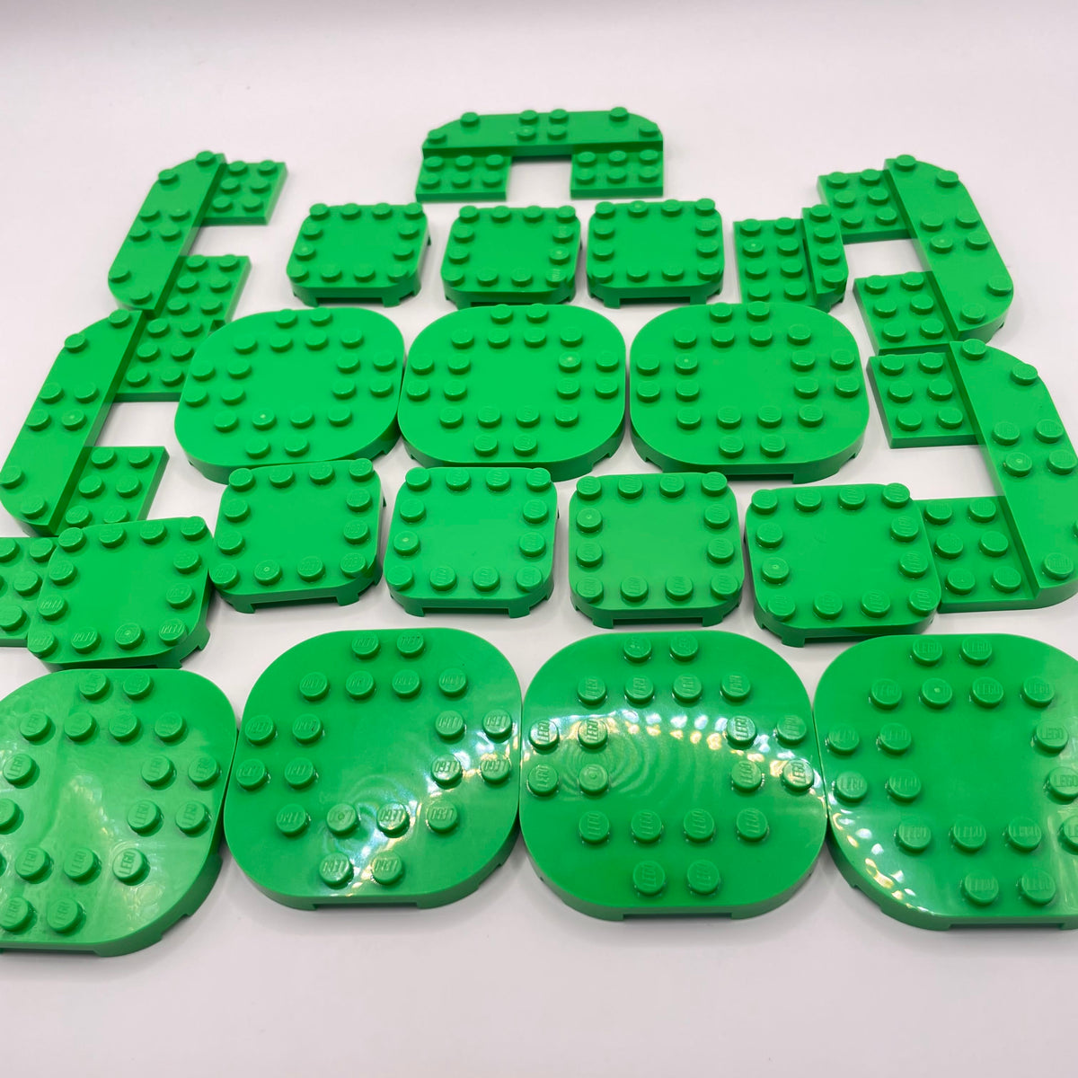 LEGO Modified Plates, Bright Green, Approx. 85g
