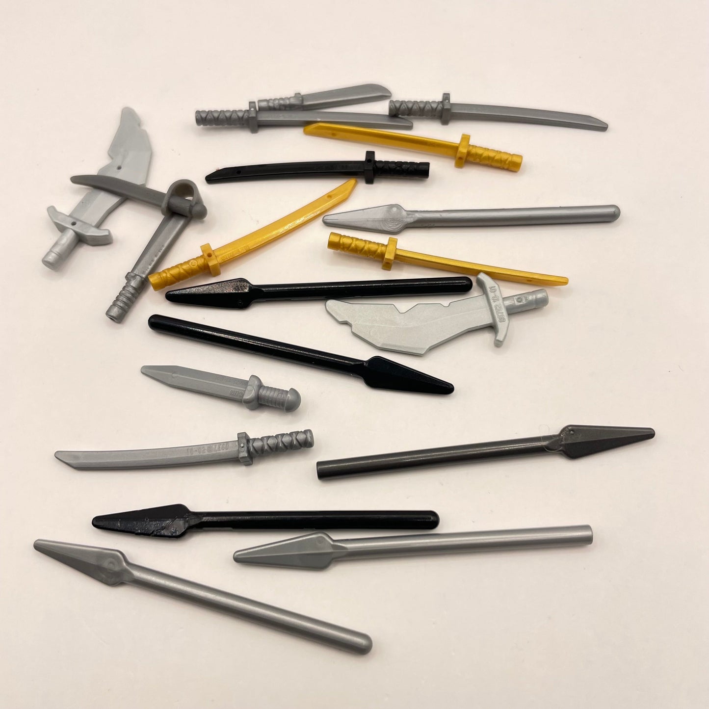 LEGO Swords and Spears, Minifigure Accessories, 20 Pieces