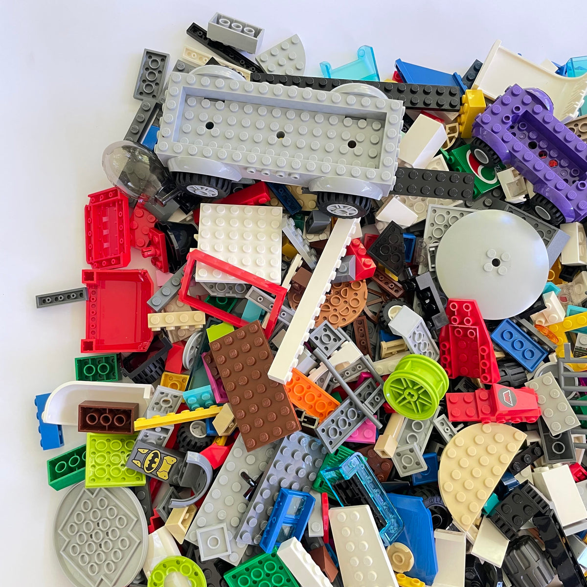 LEGO Deluxe Fun Pack, Mixed Bag, Approx. 1.5kg includes 6 Minifigures/Minidolls