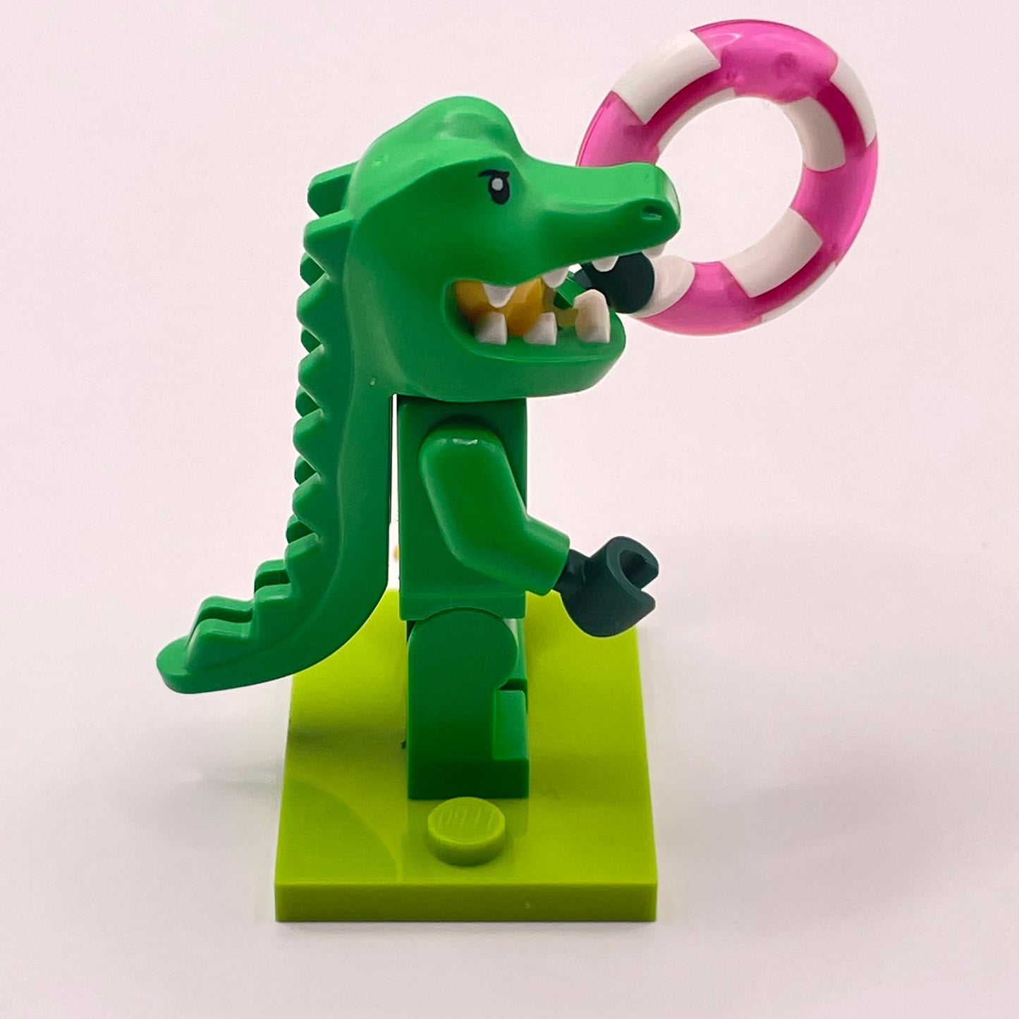 LEGO Crocodile Costume Fan, Collectible Series 28, Minifigure (col468)