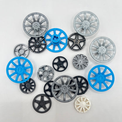 LEGO  Hub Caps, Mixed Colours, 18 Pieces