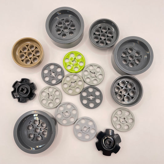 LEGO Round Technic, Mixed Colours, 17 Pieces
