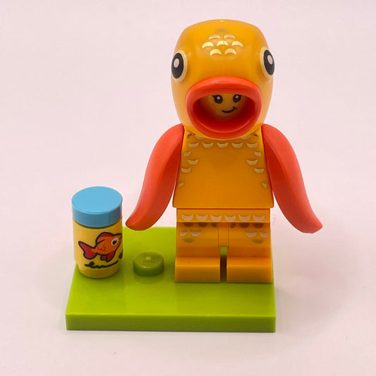 LEGO Goldfish Costume Fan, Collectible Series 28, Minifigure (col463)