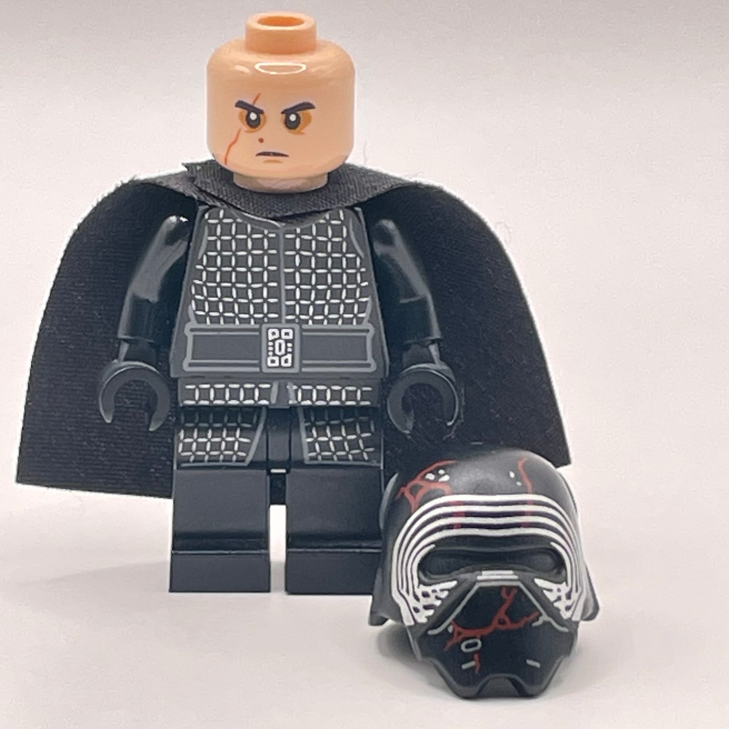LEGO Supreme Leader, Kylo Ren, Star Wars, Minifigure (sw1061)