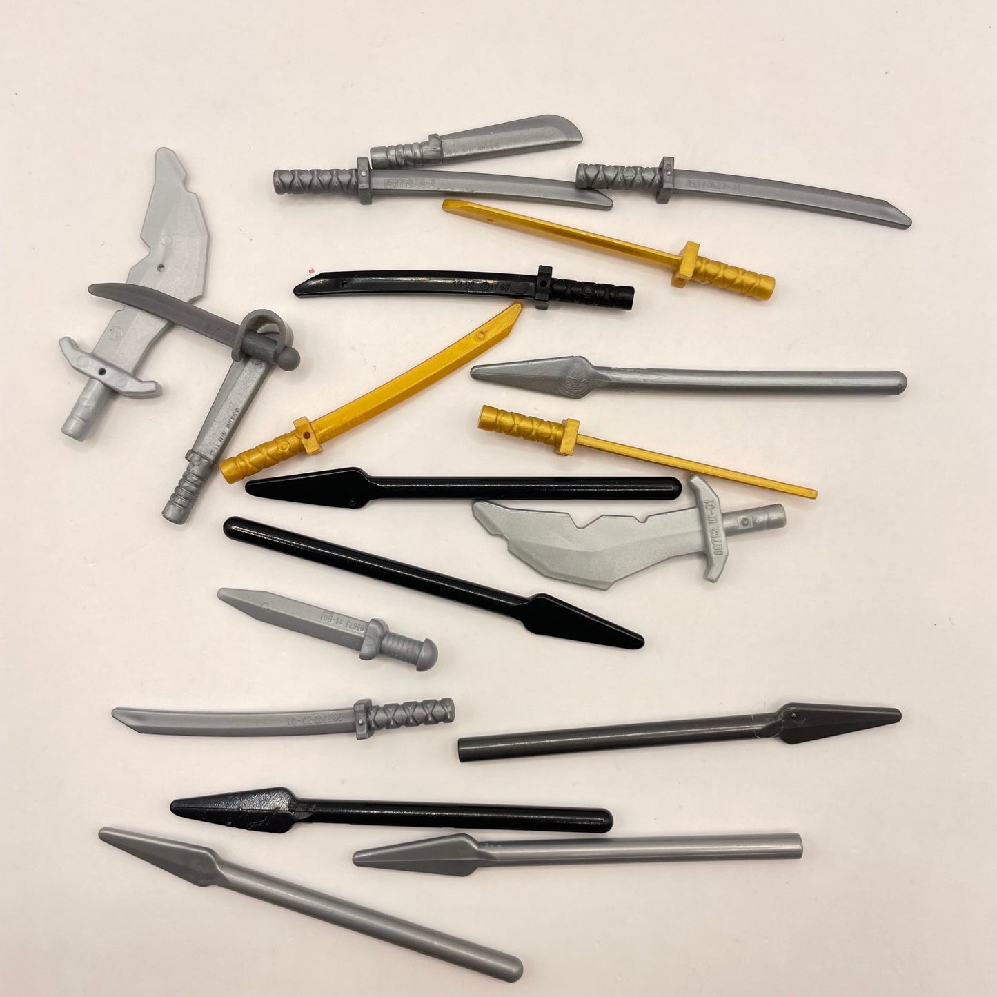 LEGO Swords and Spears, Minifigure Accessories, 20 Pieces