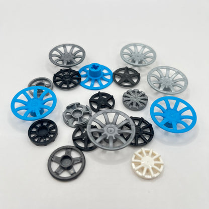 LEGO  Hub Caps, Mixed Colours, 18 Pieces
