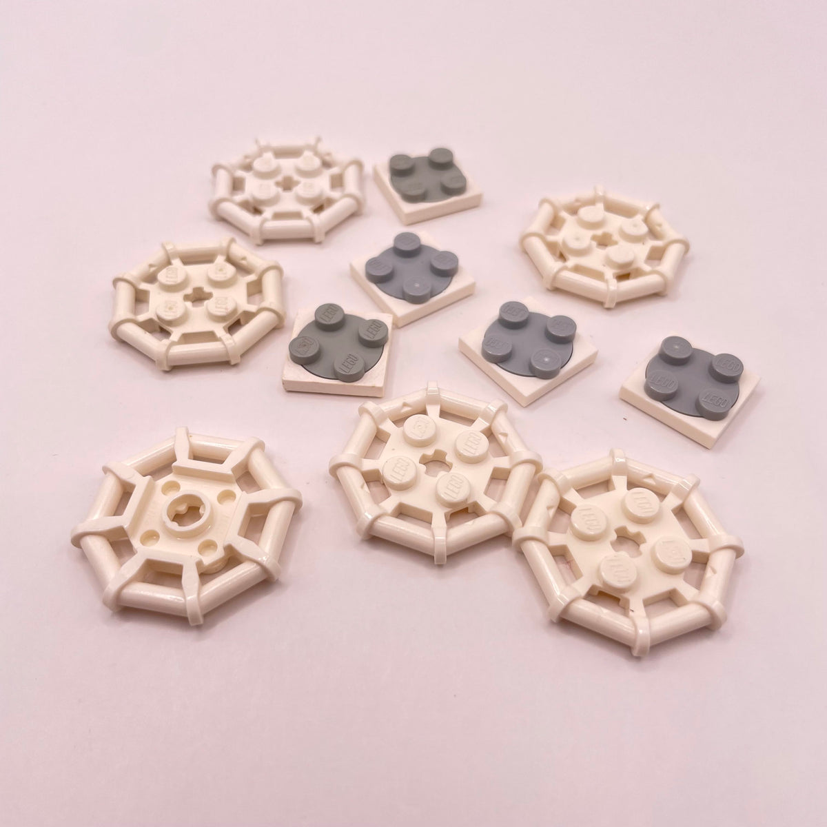 LEGO White, Round and Turntable, 10 Pieces