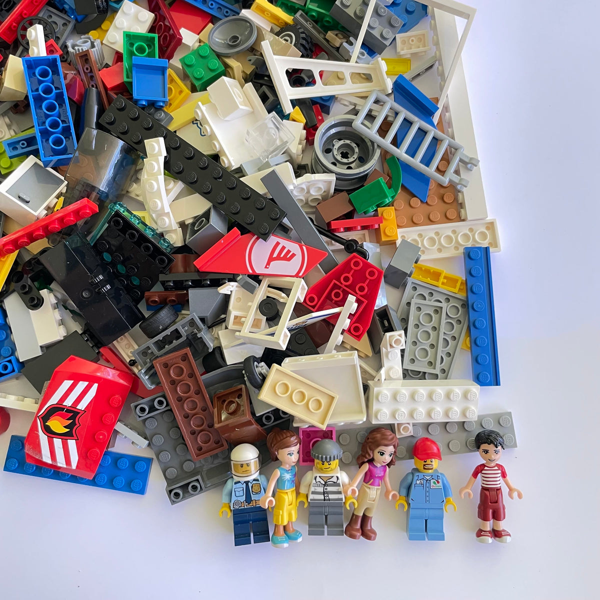 LEGO Fun Pack, Mixed Bag, Approx. 750g includes 6 Minifigures/Minidolls