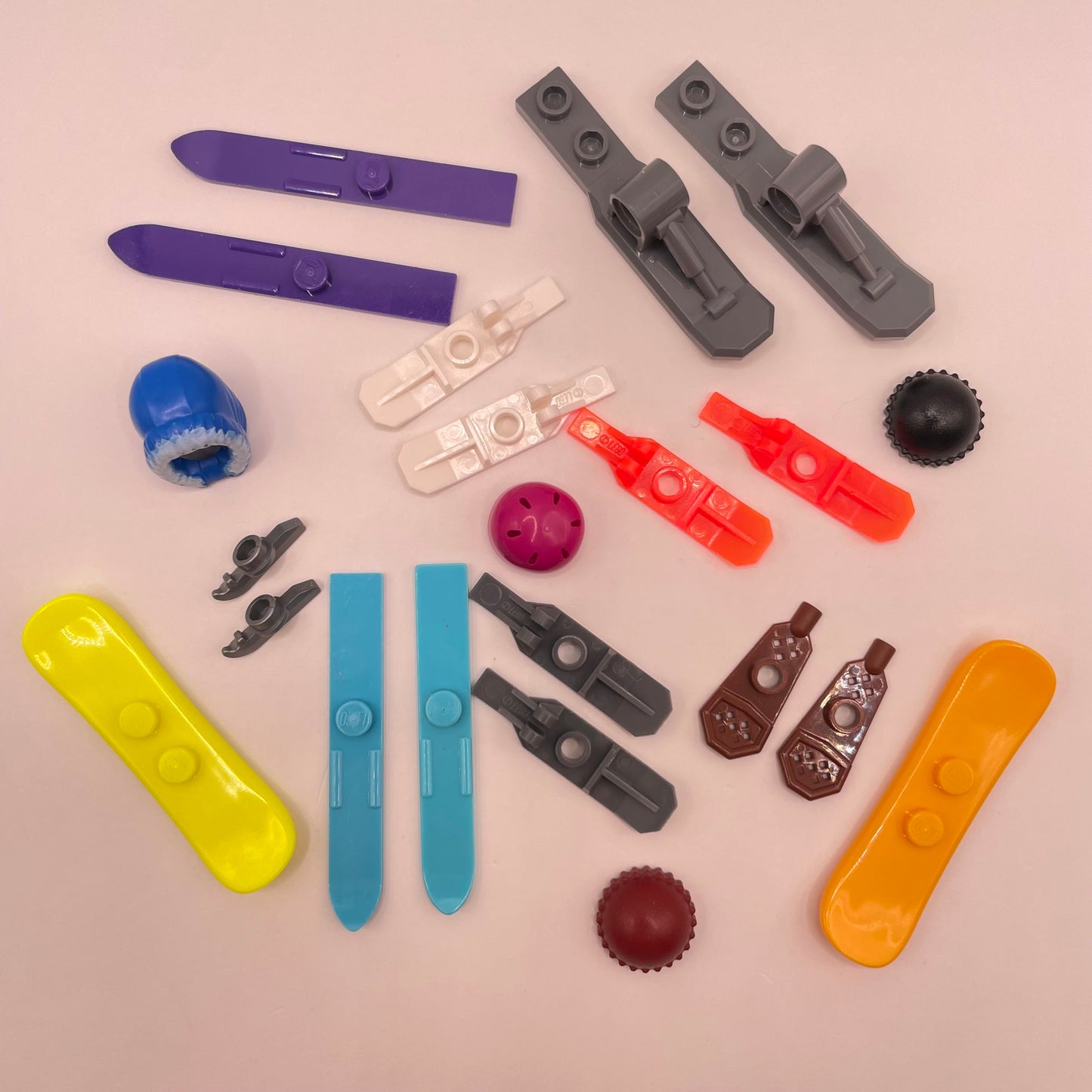 LEGO Winter Sports Gear, City, Accessories (22 Pieces)