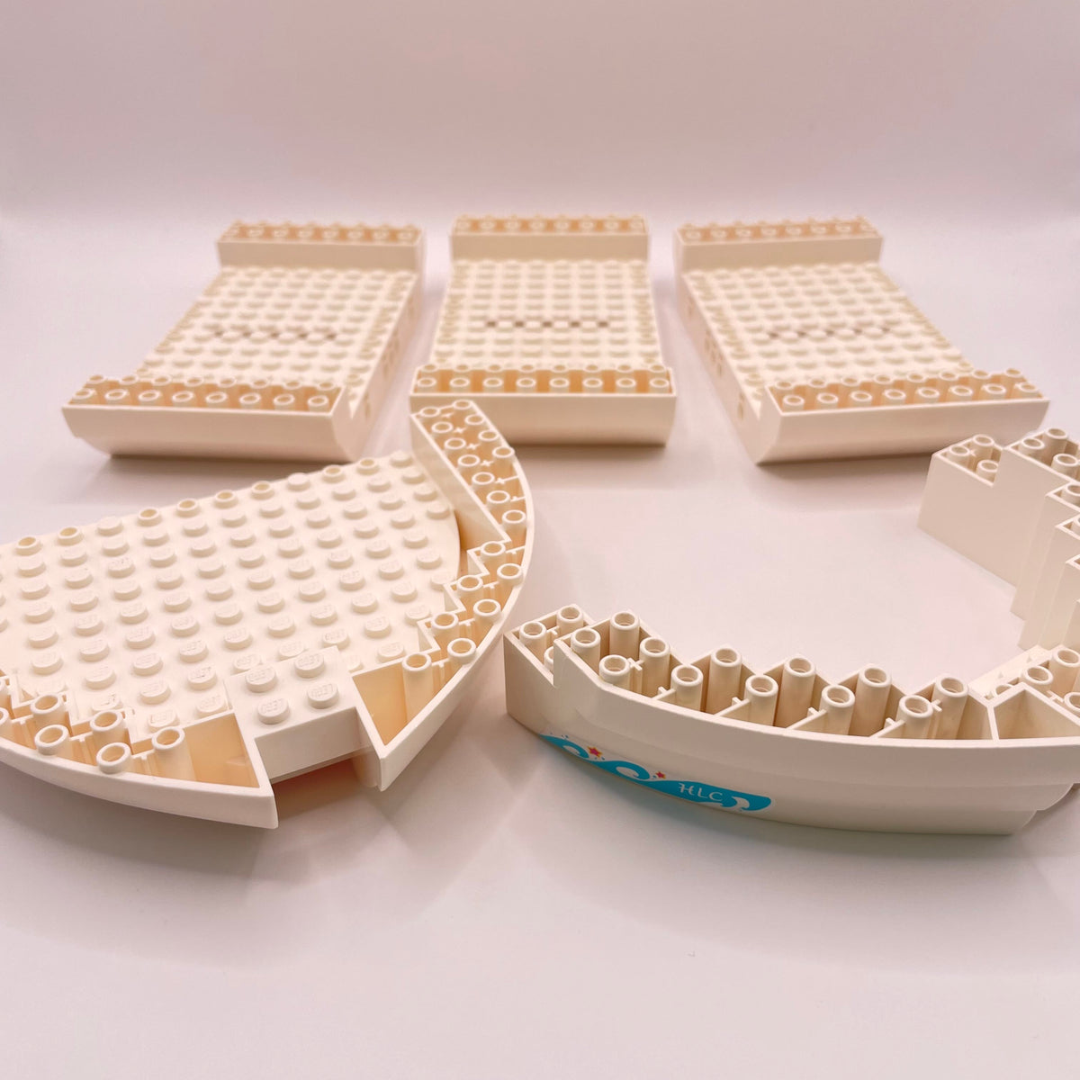 LEGO Boat Hull Large, White, 5 Pieces