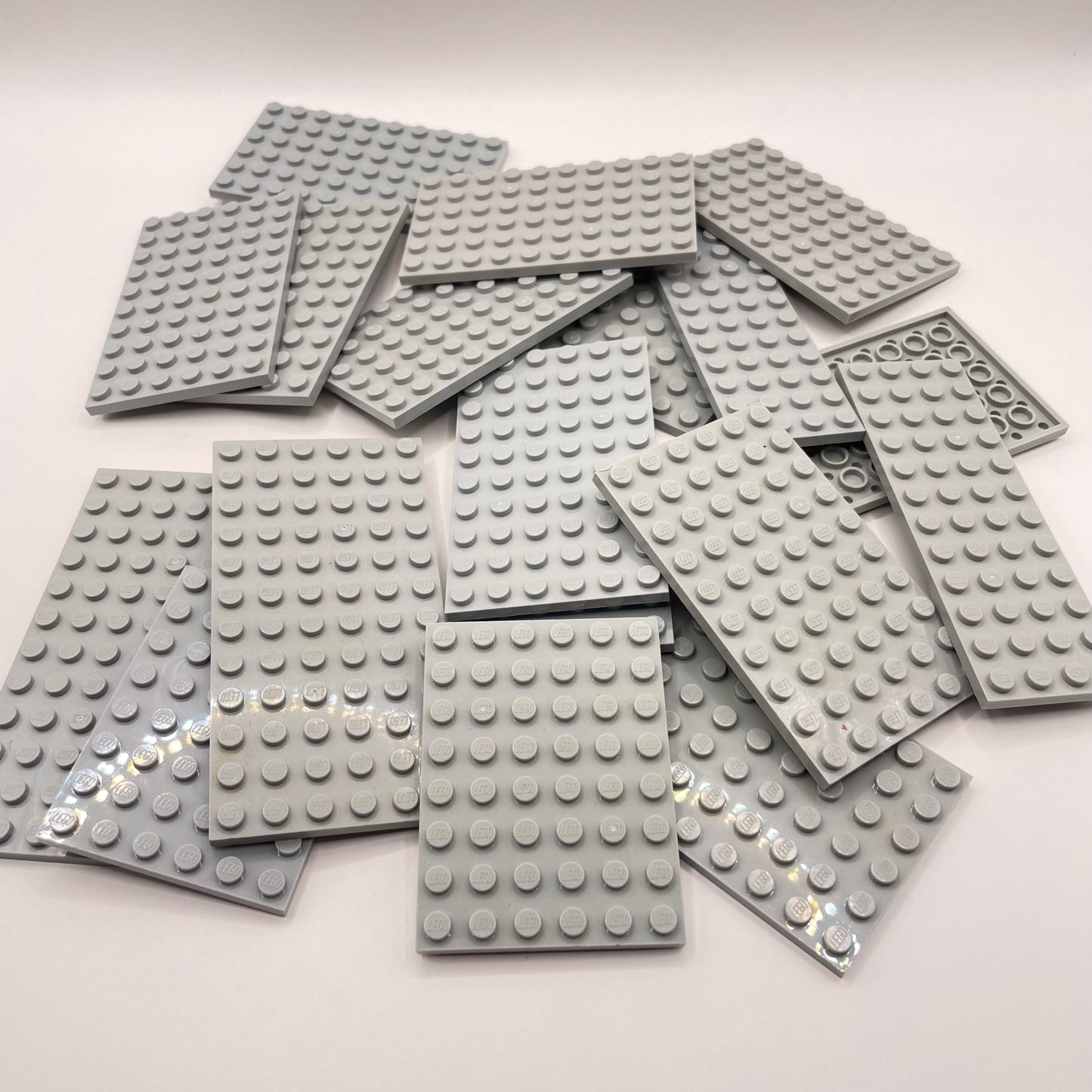LEGO Medium Plates, Light Bluish Grey, Approx. 135g