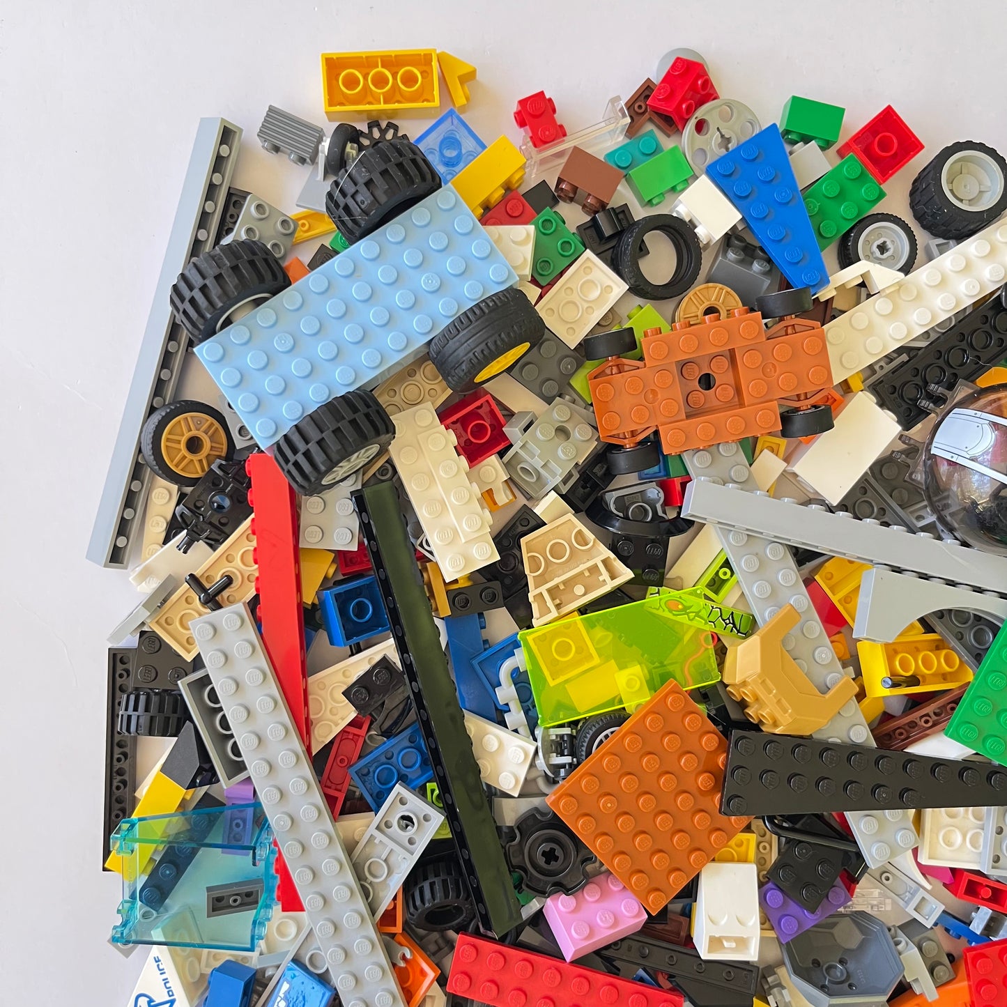 LEGO Fun Pack, Mixed Bag, Approx. 750g includes 6 Minifigures/Minidolls