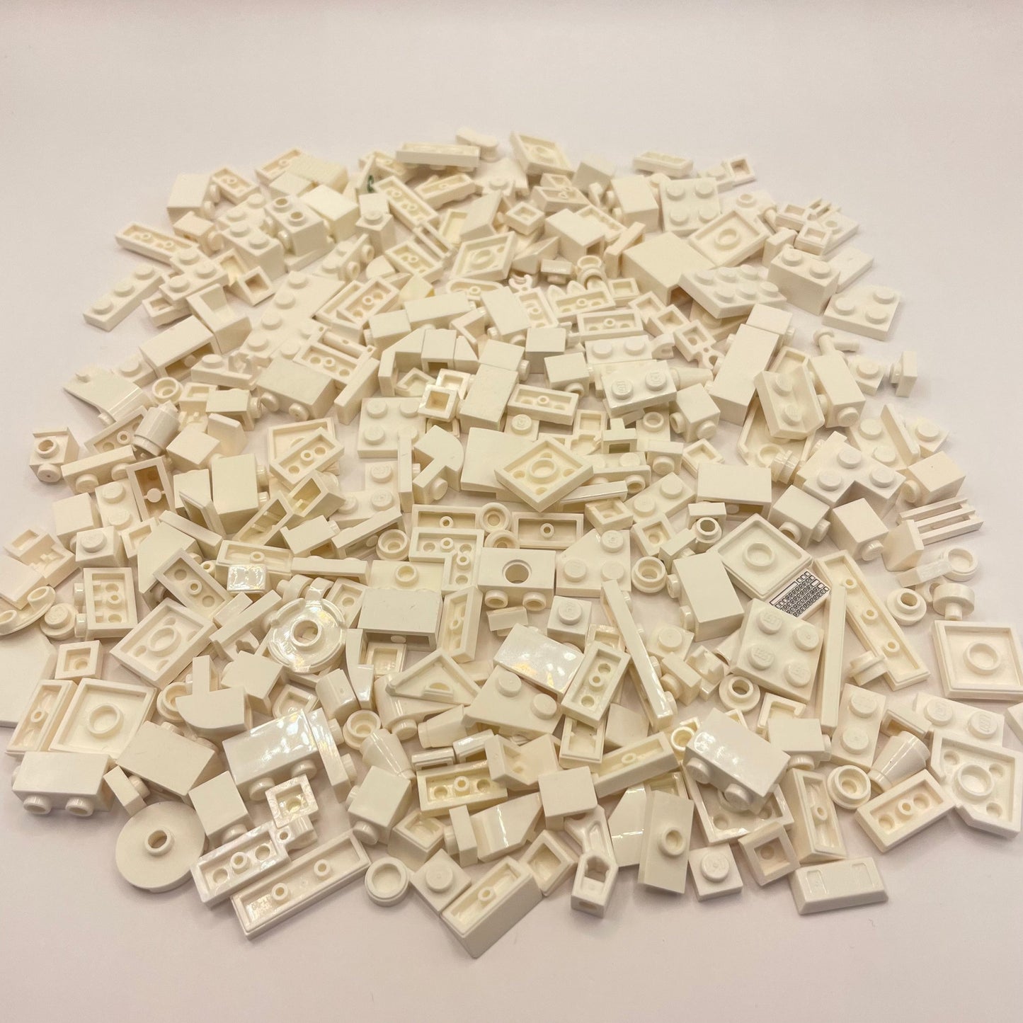 LEGO Small Mixed Pieces, White, Approx. 110g