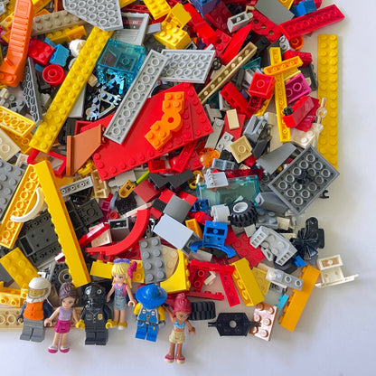LEGO Fun Pack, Mixed Bag, Approx. 750g includes 6 Minifigures/Minidolls