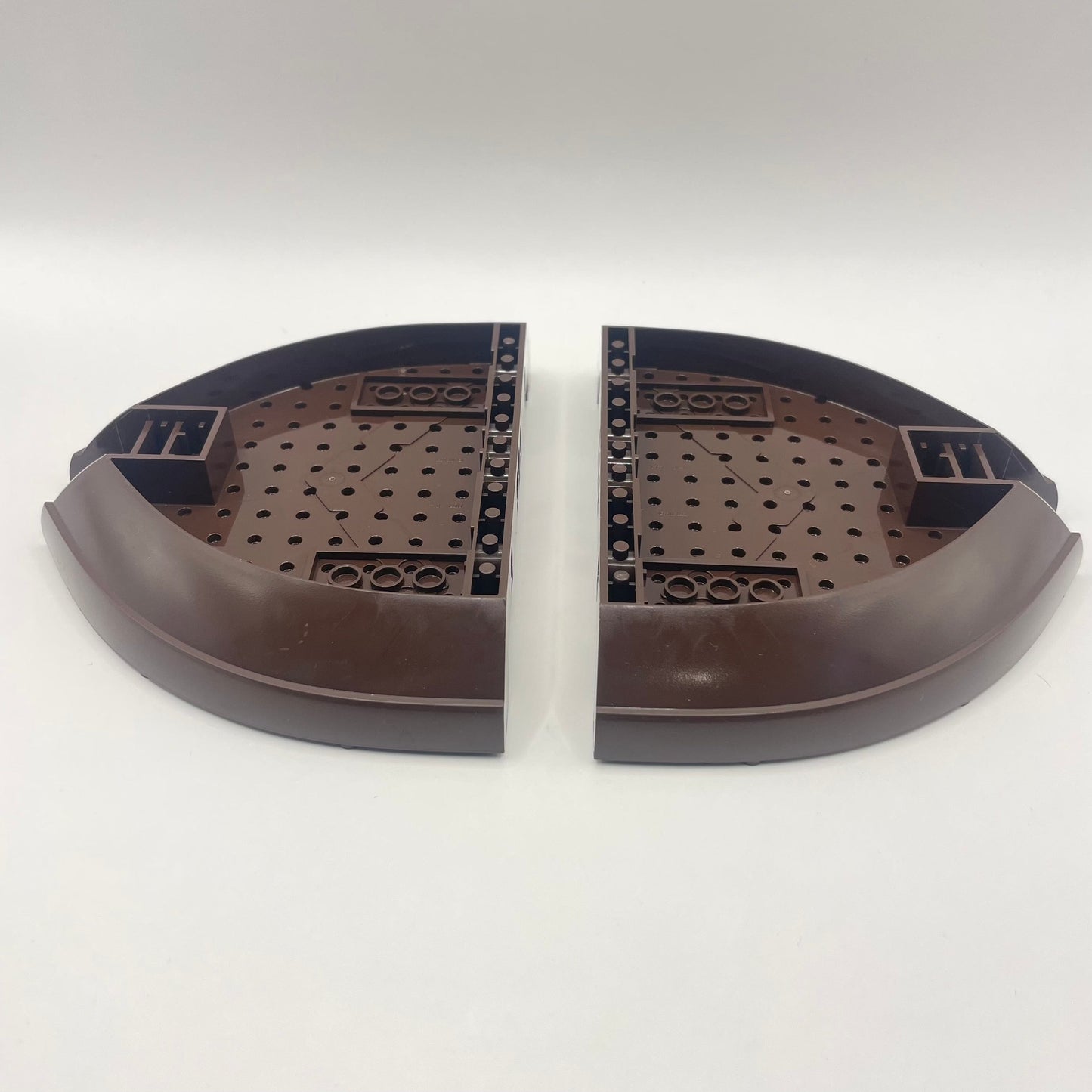 LEGO Boat Hull Brick 16 x 13 x 2, Dark Brown, 2 Pieces