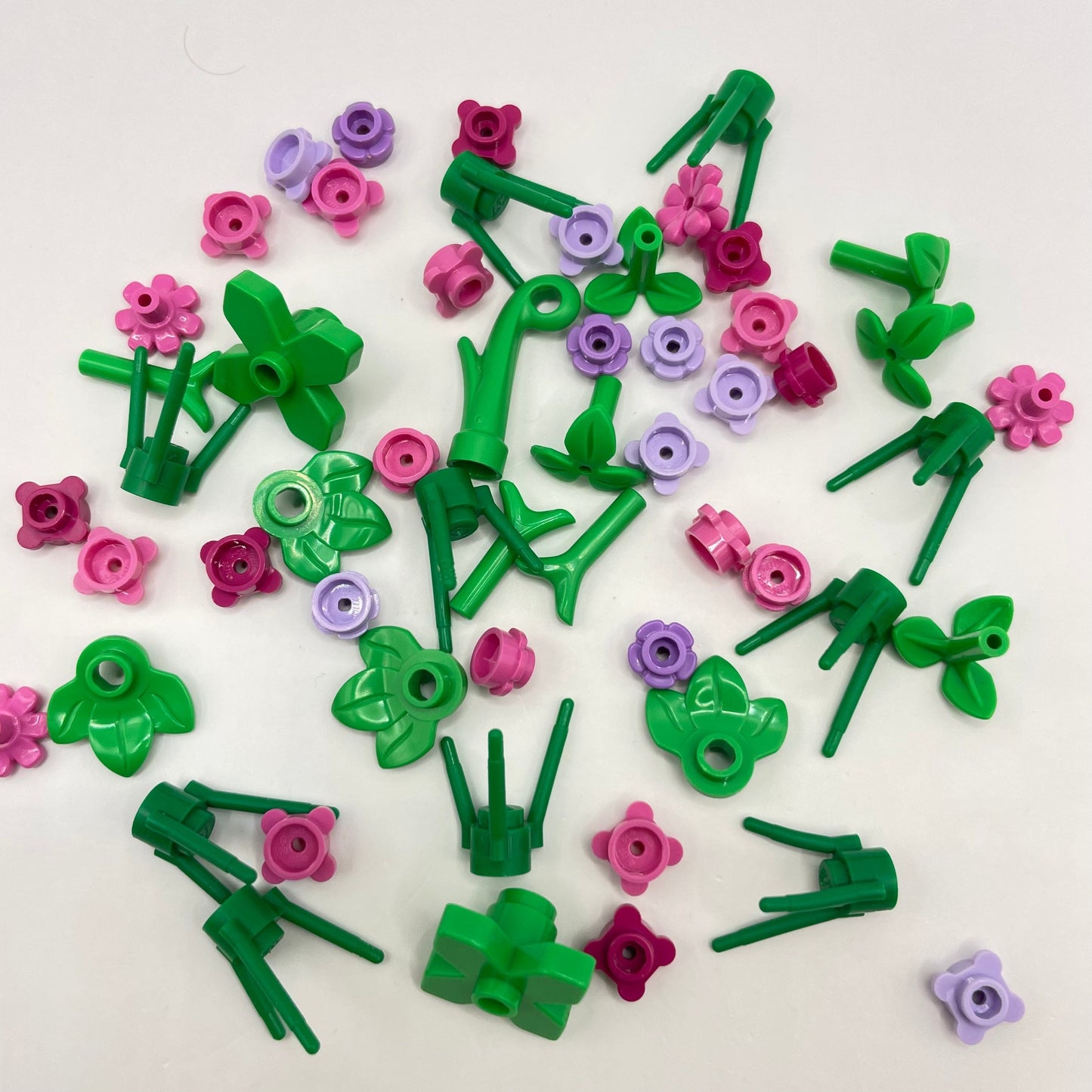 LEGO Small Plant Pack, Pink and Purple, Mixed Flowers, Stems, Leaves, 55 Pieces