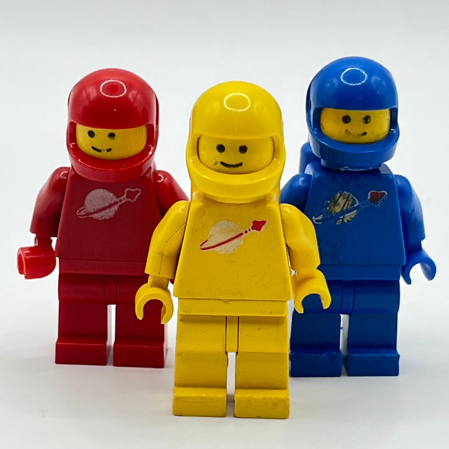 LEGO Classic Space - Mixed Colours, Minifigures - Set of 3 - Replacement Helmets