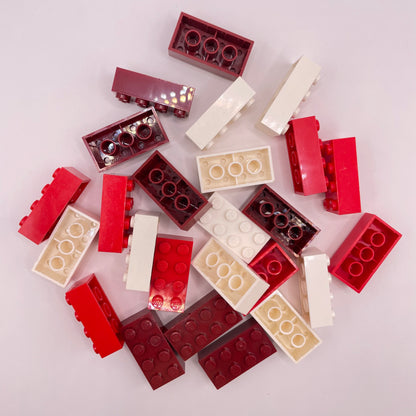 LEGO 2 x 4 Bricks, Reds and White, Christmas, 25 Pieces