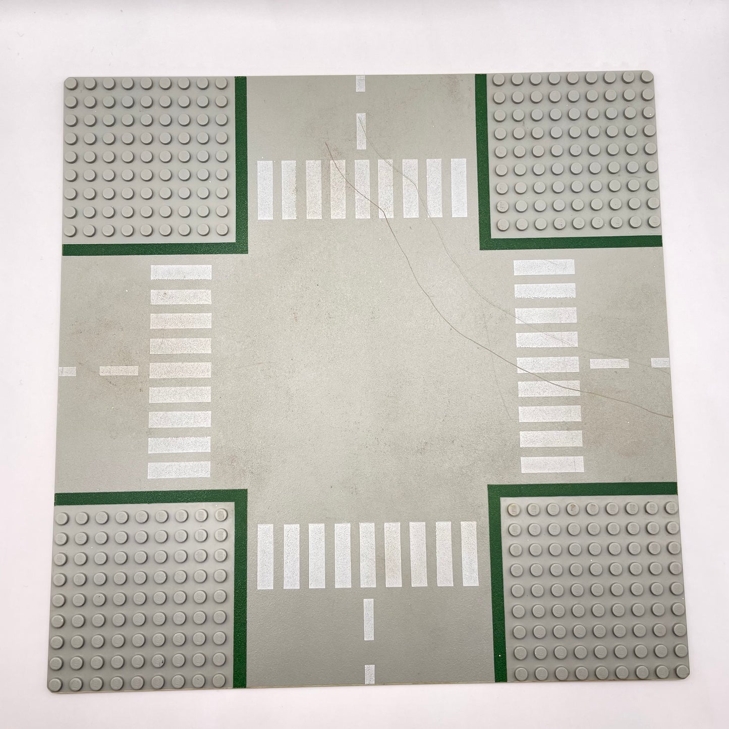 LEGO Baseplate, Road 32 x 32 9-Stud Crossroads with Road Pattern (1 only) Marked