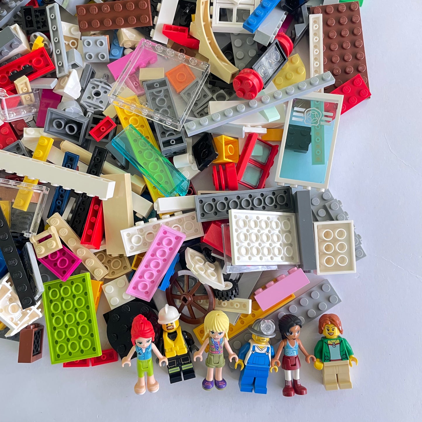 LEGO Fun Pack, Mixed Bag, Approx. 750g includes 6 Minifigures/Minidolls