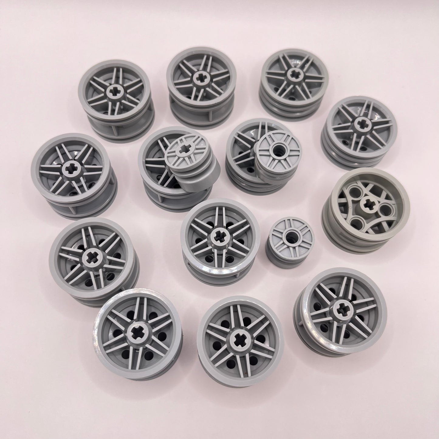 LEGO Wheel Hubs, Light Bluish Grey, Vehicle Pieces, Approx. 70g