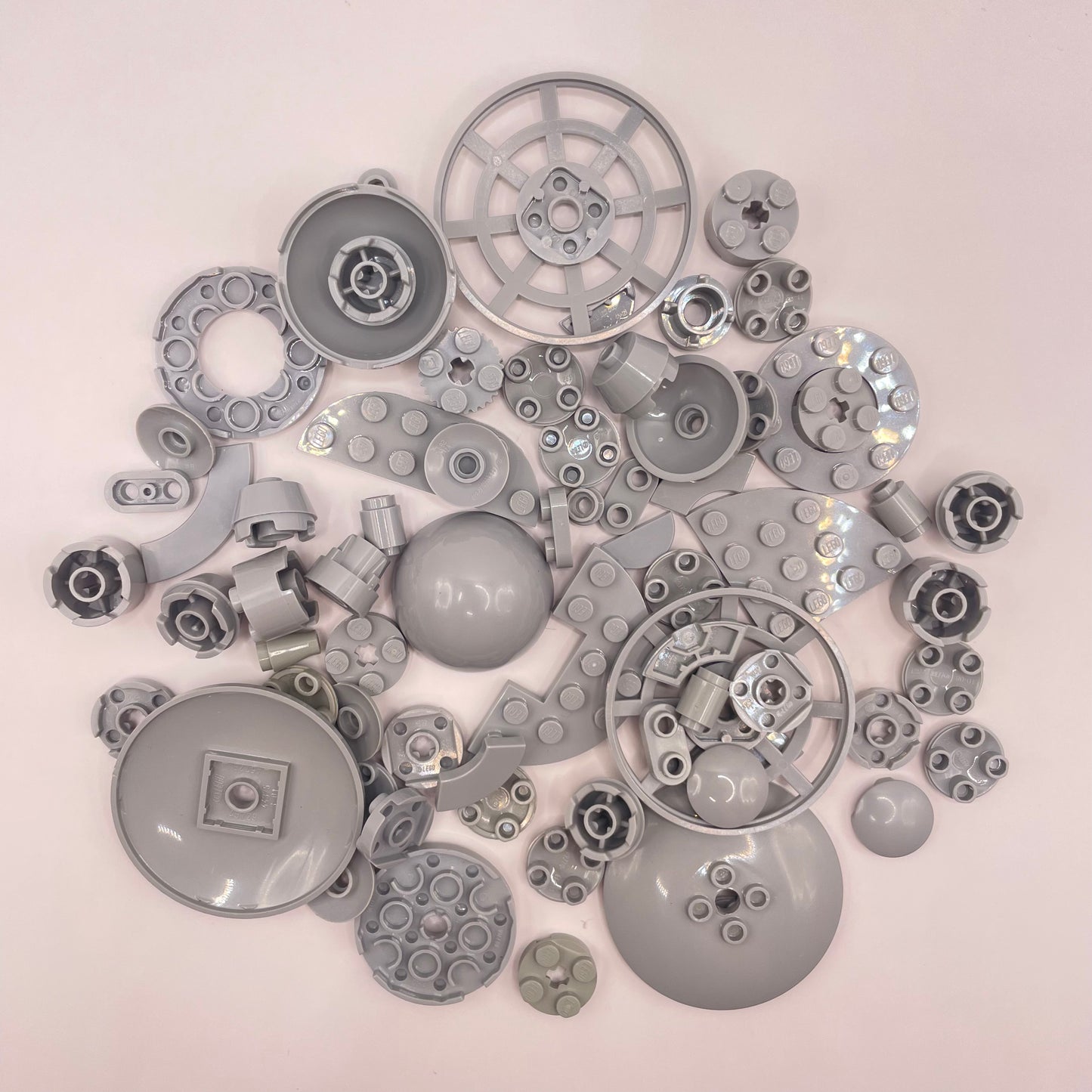 LEGO   Round Mixed Pieces, Light Bluish Grey, Approx. 50g