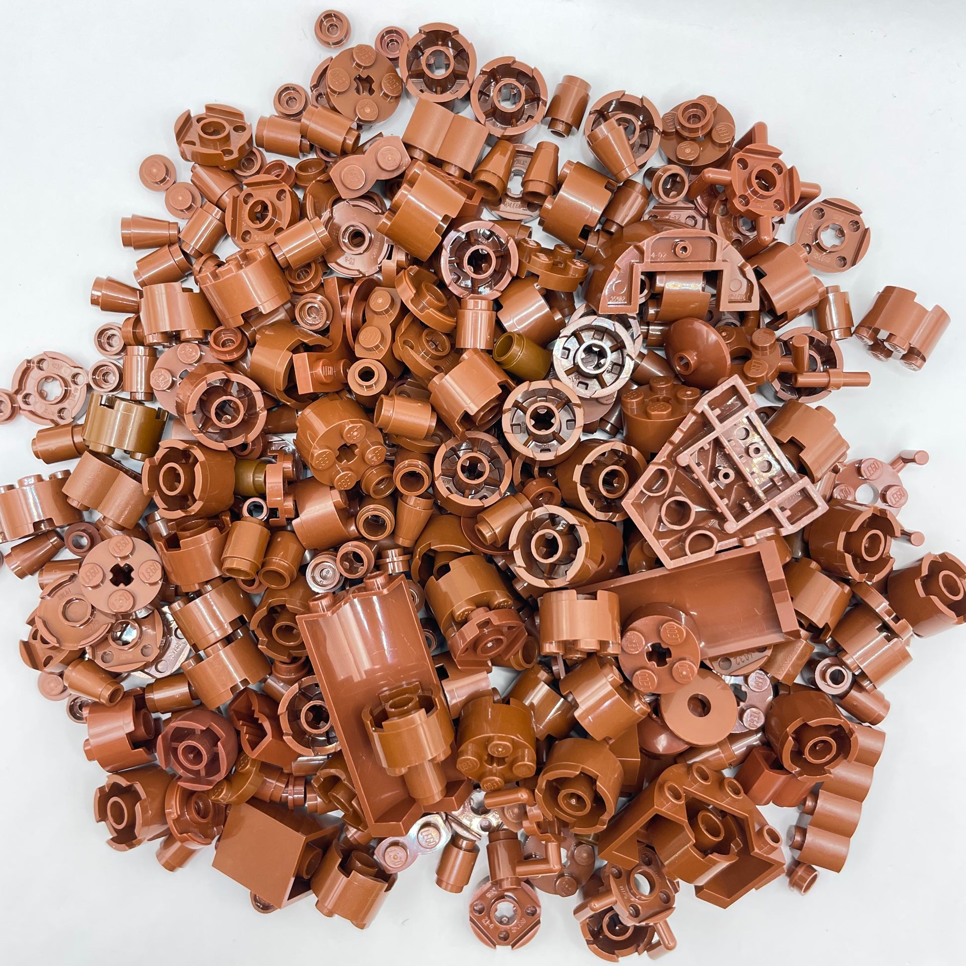 Lego Round Loop LEGO Round, Reddish Brown, Approx. 160g – Brick Cycle