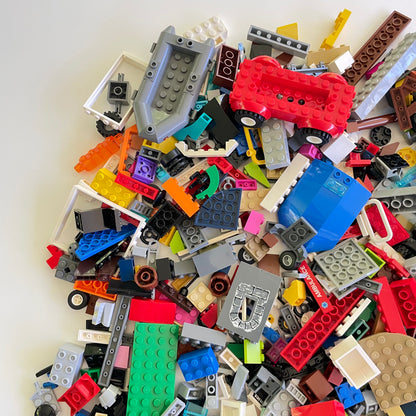 LEGO Fun Pack, Mixed Bag, Approx. 750g includes 6 Minifigures/Minidolls