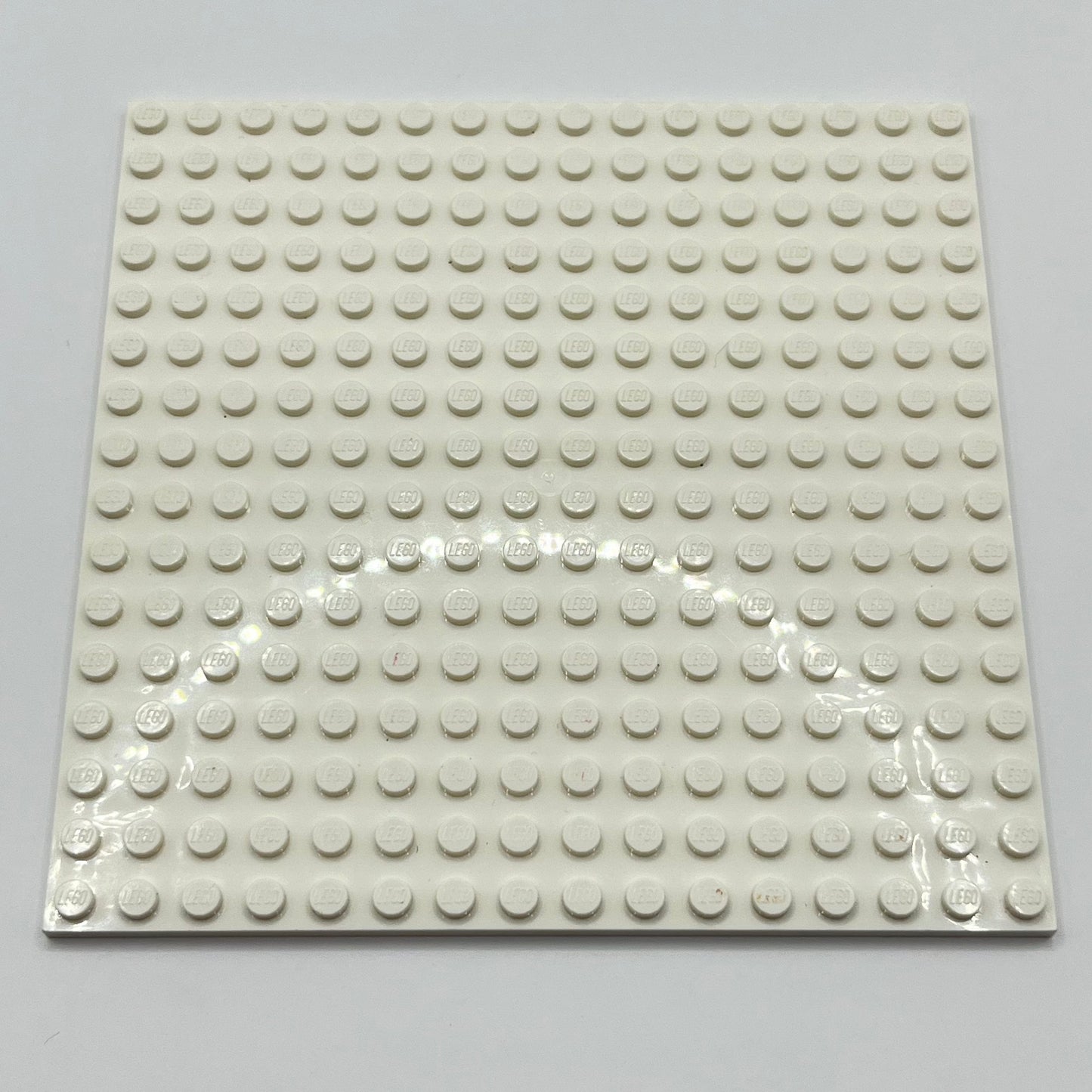 LEGO Plate, White, 16x16, 91405 (1 Piece)