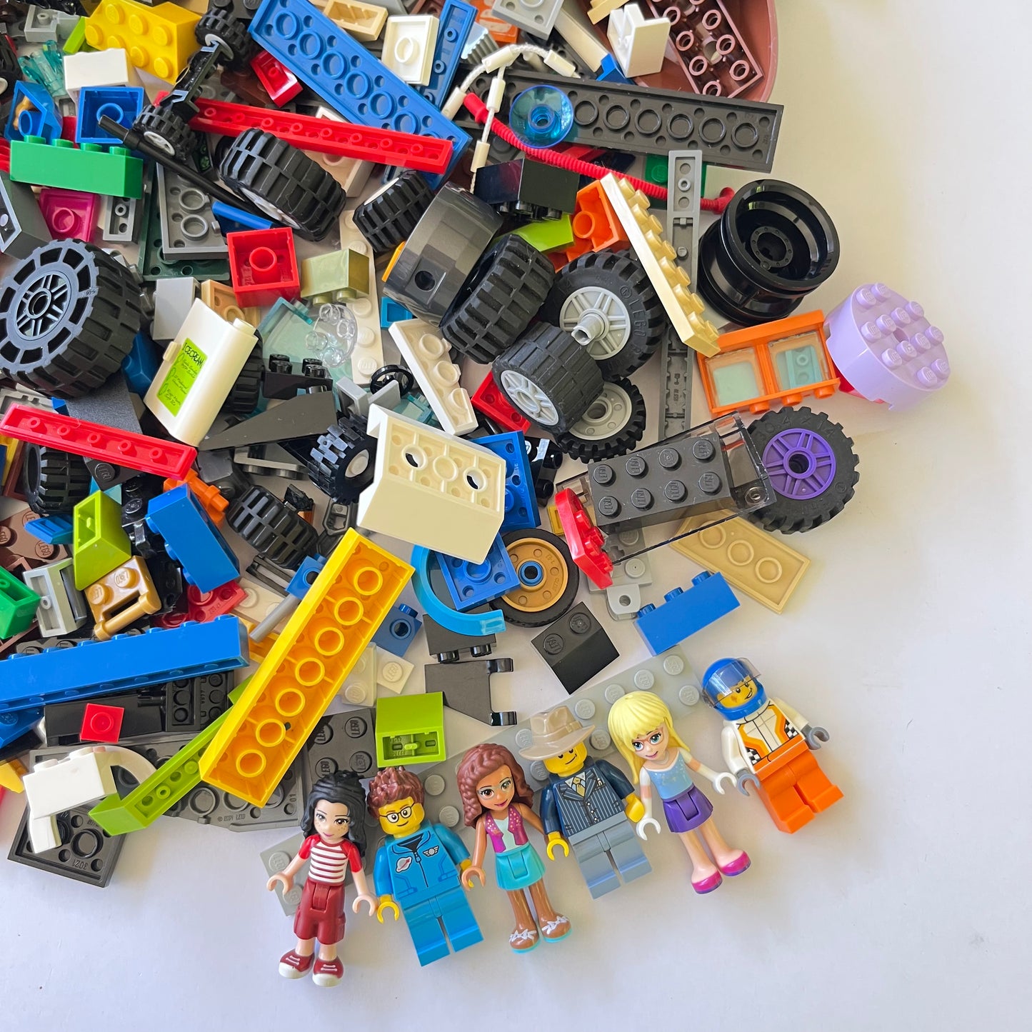 LEGO Fun Pack, Mixed Bag, Approx. 750g includes 6 Minifigures/Minidolls