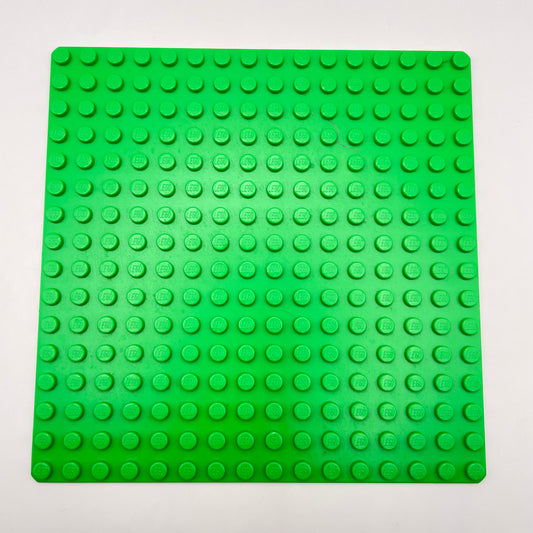 LEGO Baseplate, Bright Green, 16x16, 6098 (1 Piece) Playwear