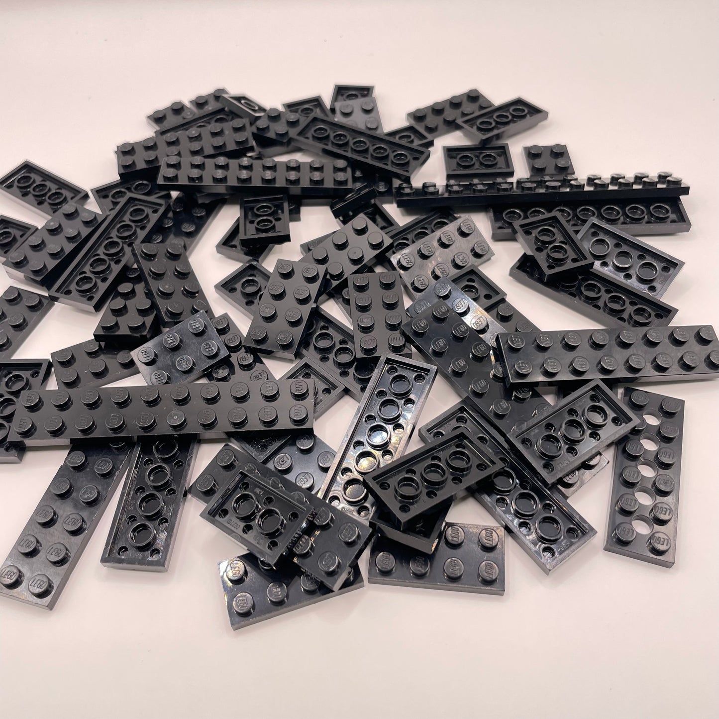 LEGO Mixed, 2x Plates, Black, Approx. 90g