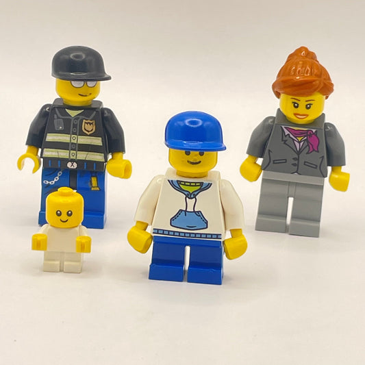 LEGO Family with Baby, City, Minifigure (4 Pack)