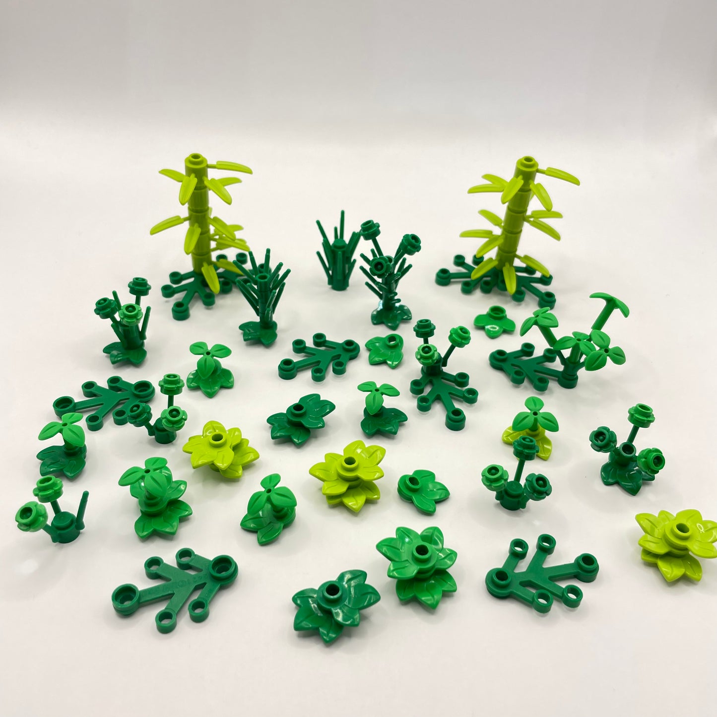 LEGO Small Plant Pack, Green Flowers, Stems, Leaves, 100 Pieces