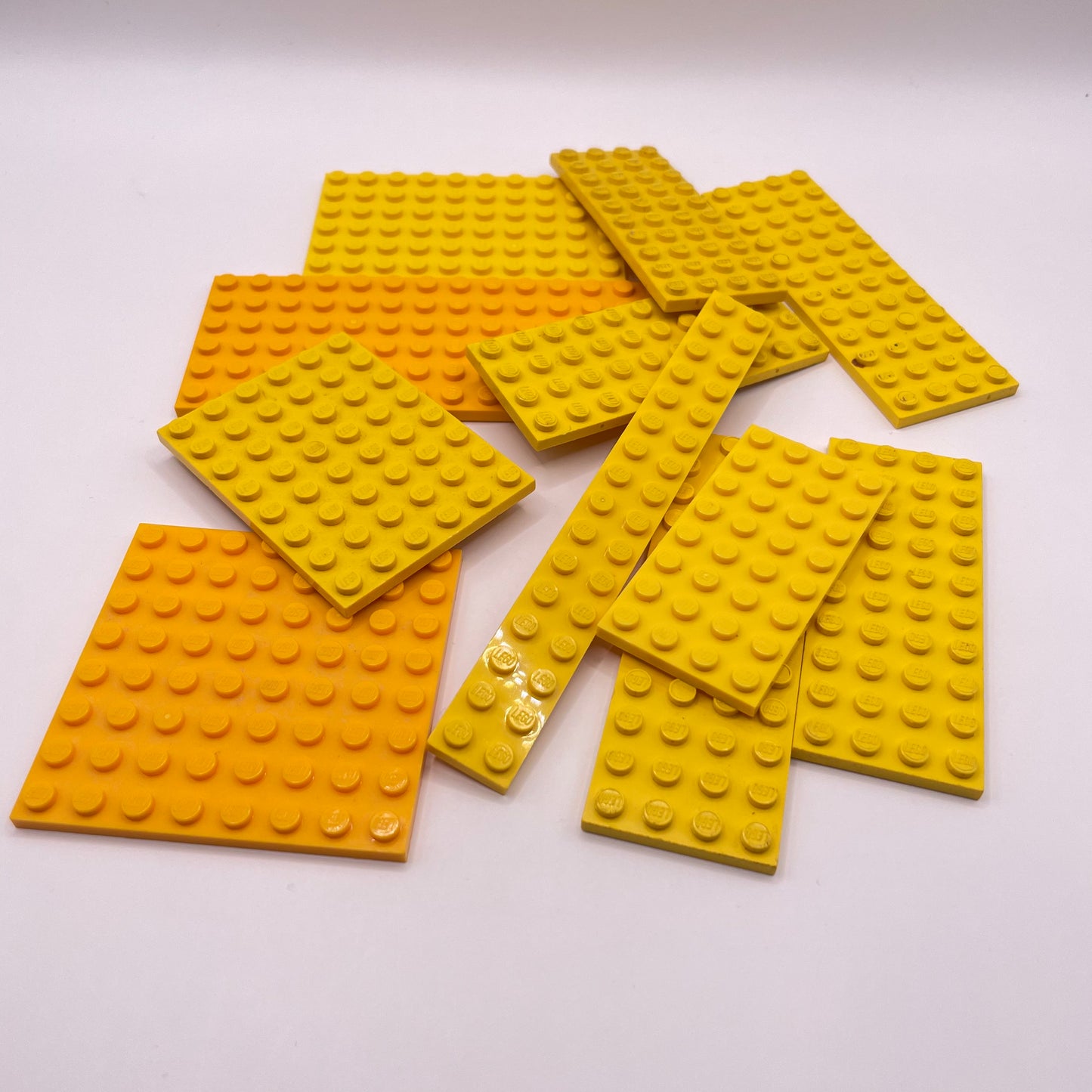 LEGO Plates, Mixed Yellow, Approx. 75g marked