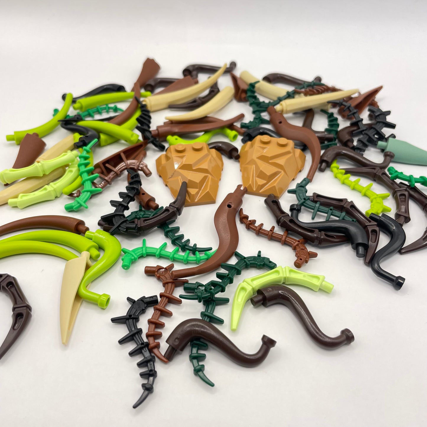 LEGO Vines and Rock, Earth Tones, 80 Pieces