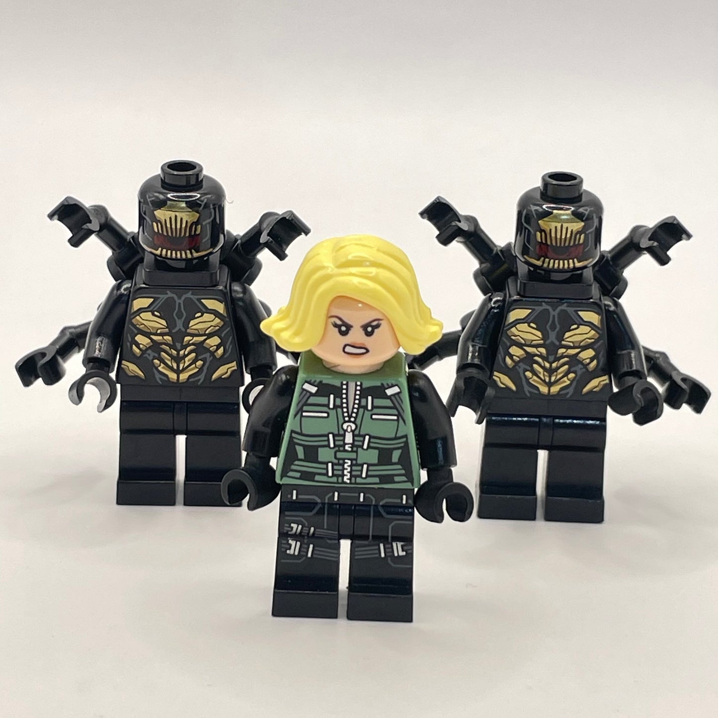LEGO Outrider, Black Widow Bundle, Super Heroes, Minifigure (3 pack)
