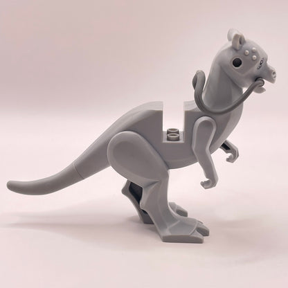 LEGO Tauntaun with Flexible Tail, Star Wars - no horns