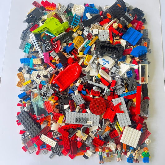 LEGO Deluxe Fun Pack, Mixed Bag, Approx. 1.5kg includes 6 Minifigures/Minidolls