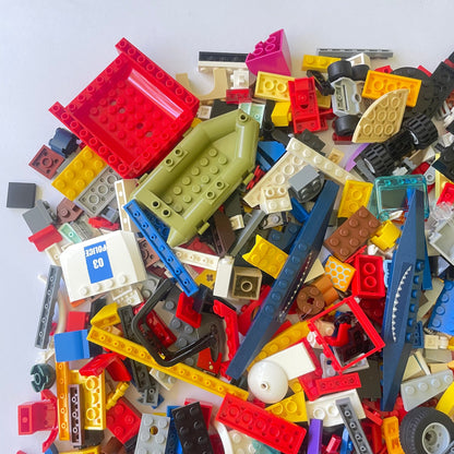 LEGO Fun Pack, Mixed Bag, Approx. 750g includes 6 Minifigures/Minidolls