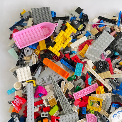 LEGO Fun Pack, Mixed Bag, Approx. 750g includes 6 Minifigures/Minidolls