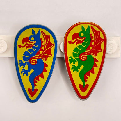 LEGO Oval Dragon Shields, Minifigure Accessories, 2 Pieces