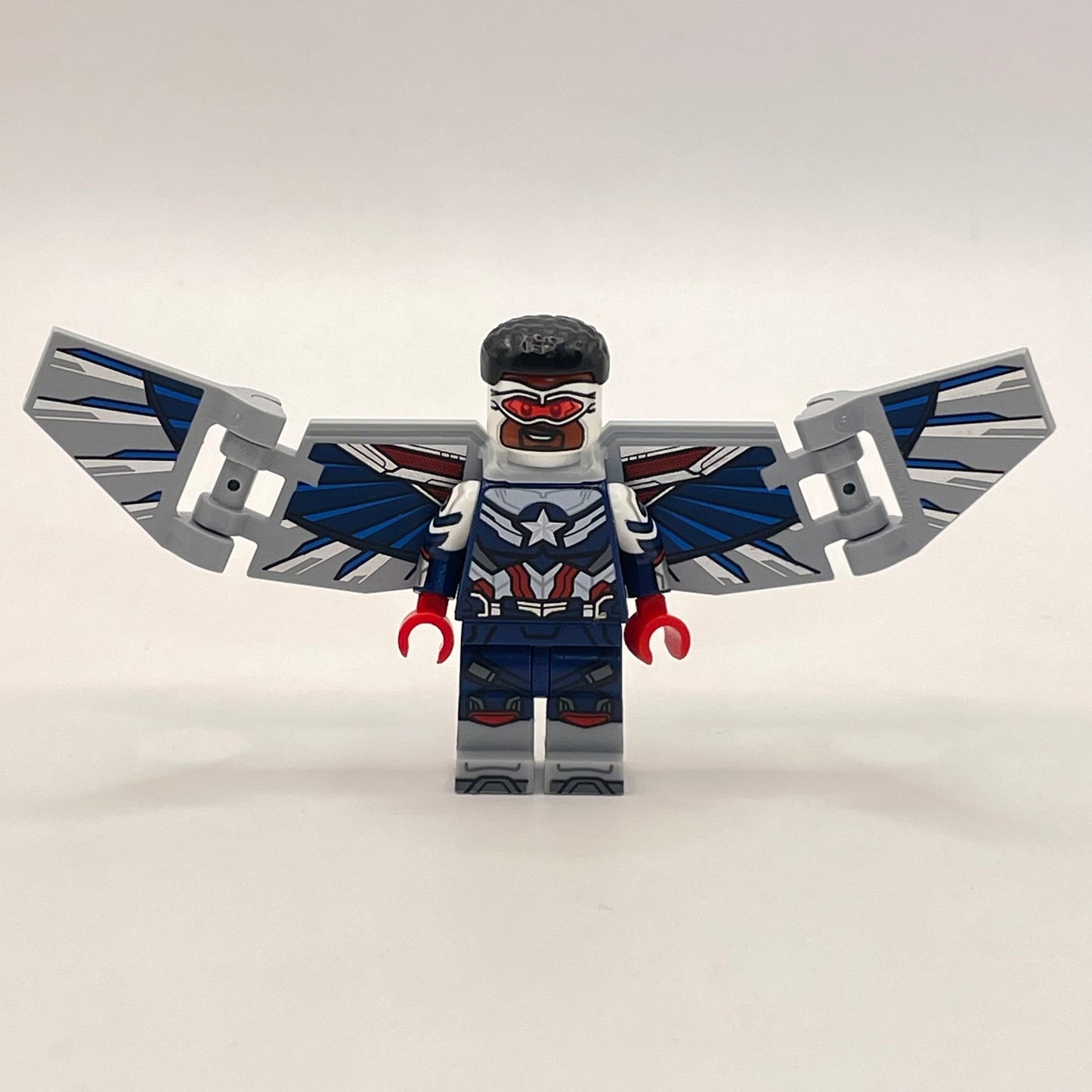 LEGO Captain America, Marvel Studios Collectibles Series 1, Super Heroes, Minifigure (colmar05)