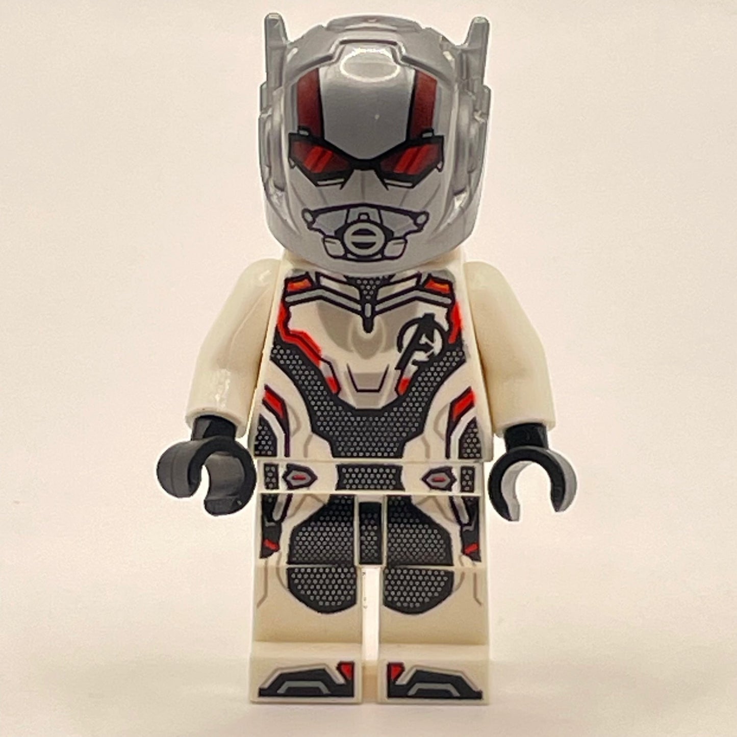LEGO Ant-Man (Scott Lang) - White Jumpsuit, Minifigure (sh0563)