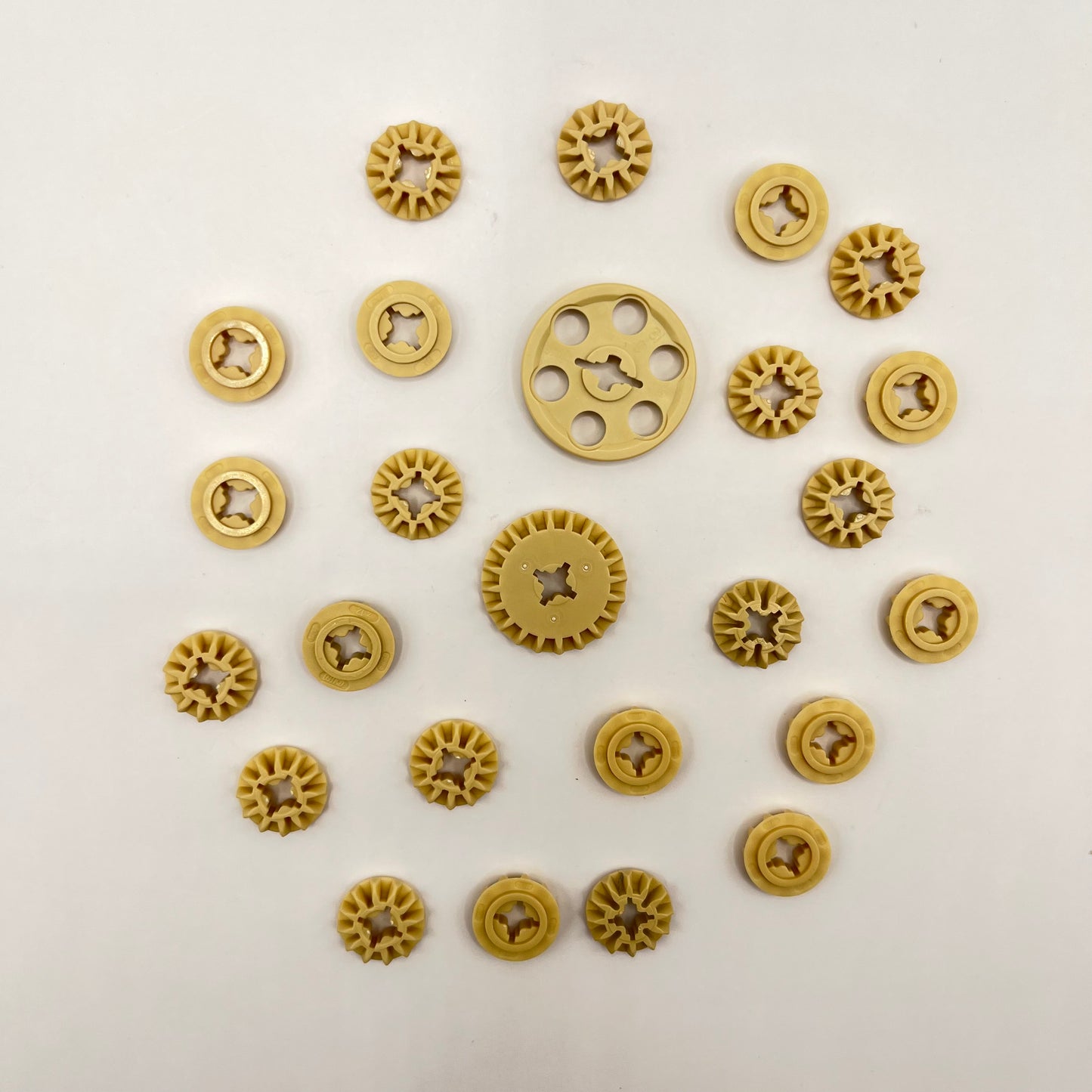 LEGO Gears, Tan, Technic, 25 Pieces