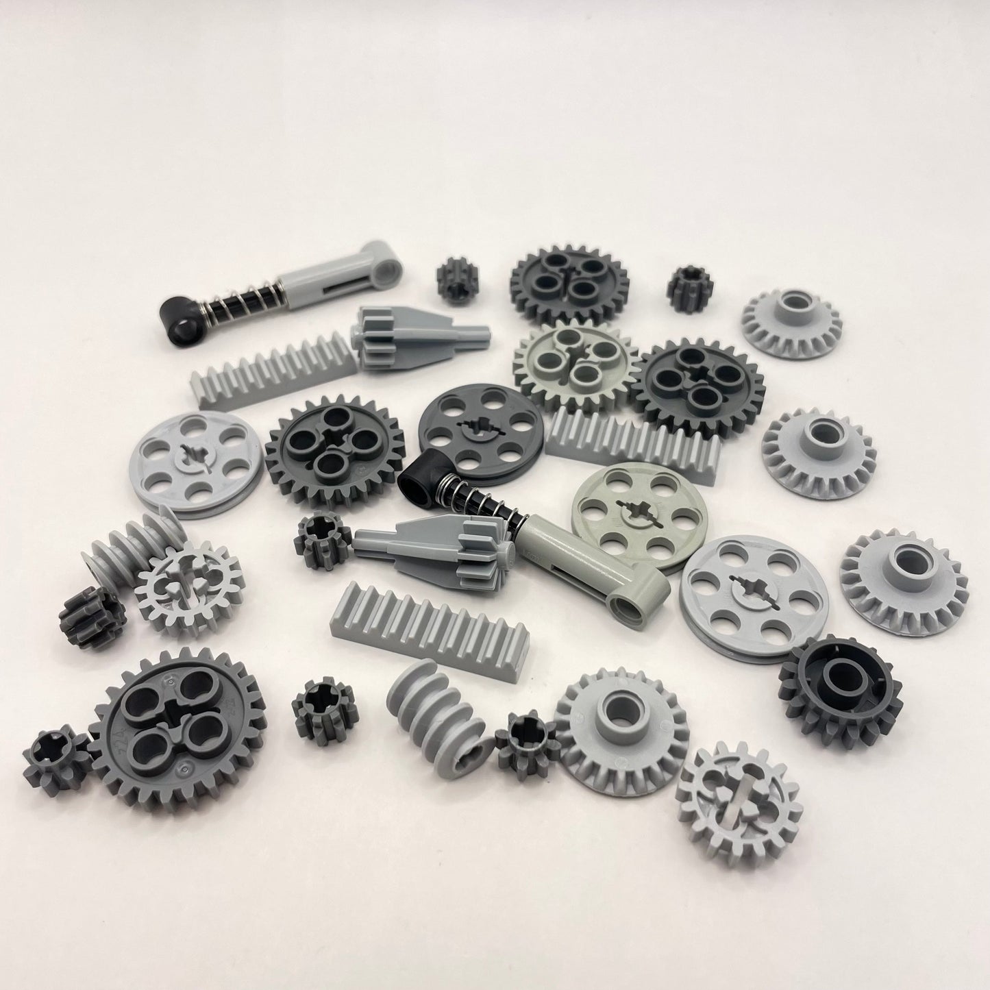 LEGO Technic Gears, Mixed Grey, 33 Pieces